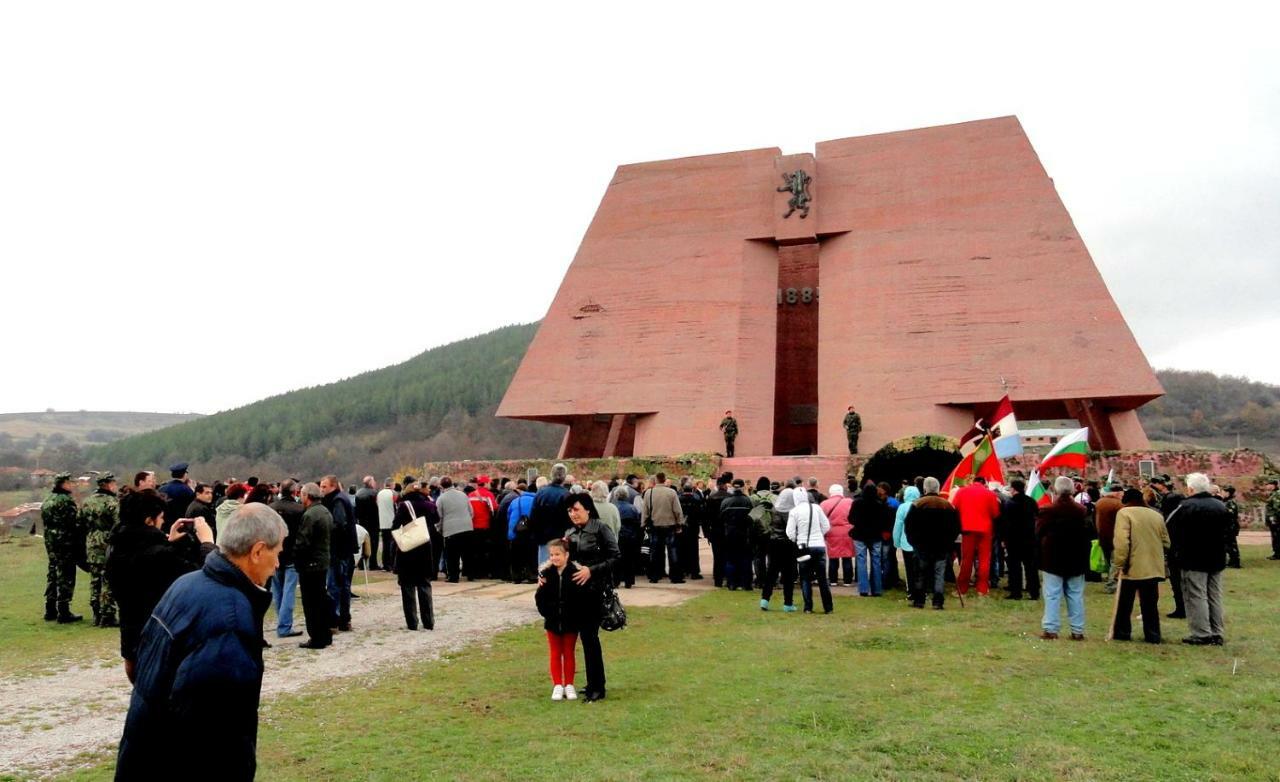 Hotel Aleksievata Kashta Gurguljat Kültér fotó